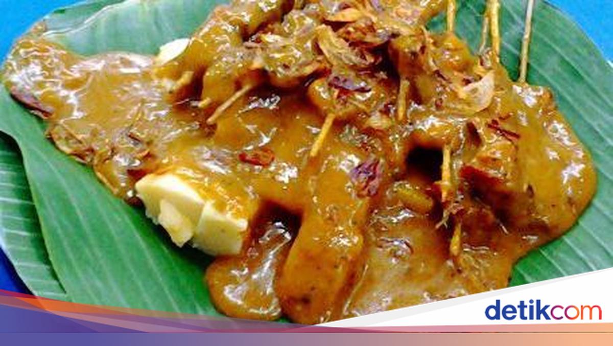Sate Padang Ajo Kuniang: Rempah yang Menghangatkan Jiwa Cilacap